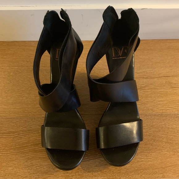 Opal wedge sandal by DVF used - Picture 2 of 16